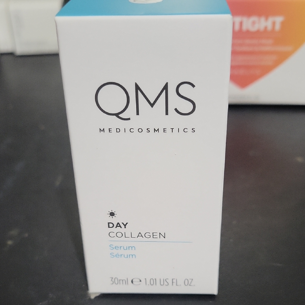 QMS Medicosmetics Day Collagen Serum - White and Blue